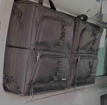 Felleisen Packtaschen Multivan schwarz Kurzer Radstand 4er Set für Fahrer- und Beifahrerseite